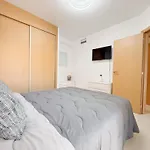 Playa Laguna דירה